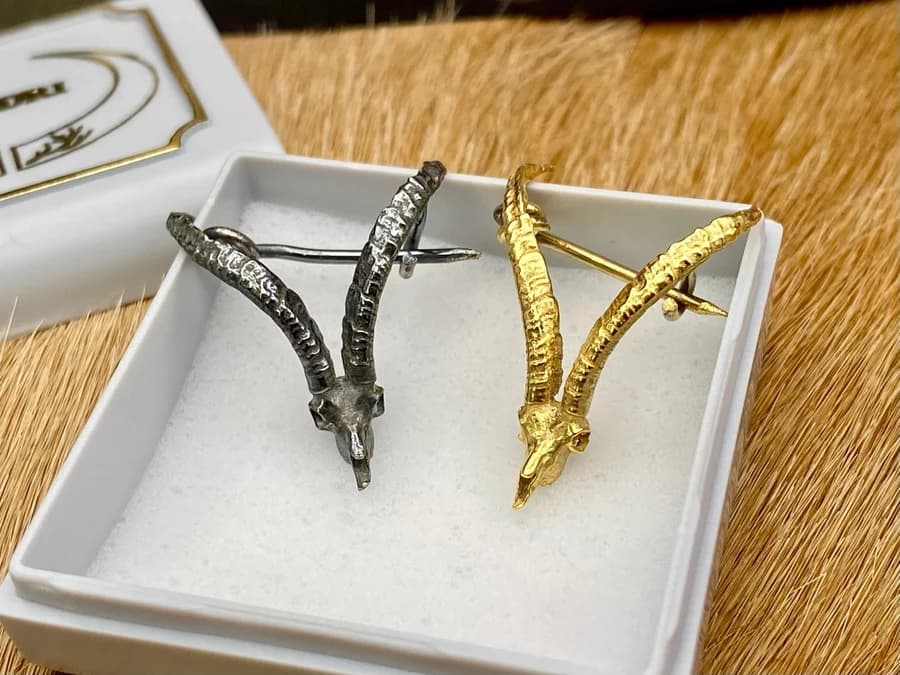 Spanish ibex pins in silver and gold-plated